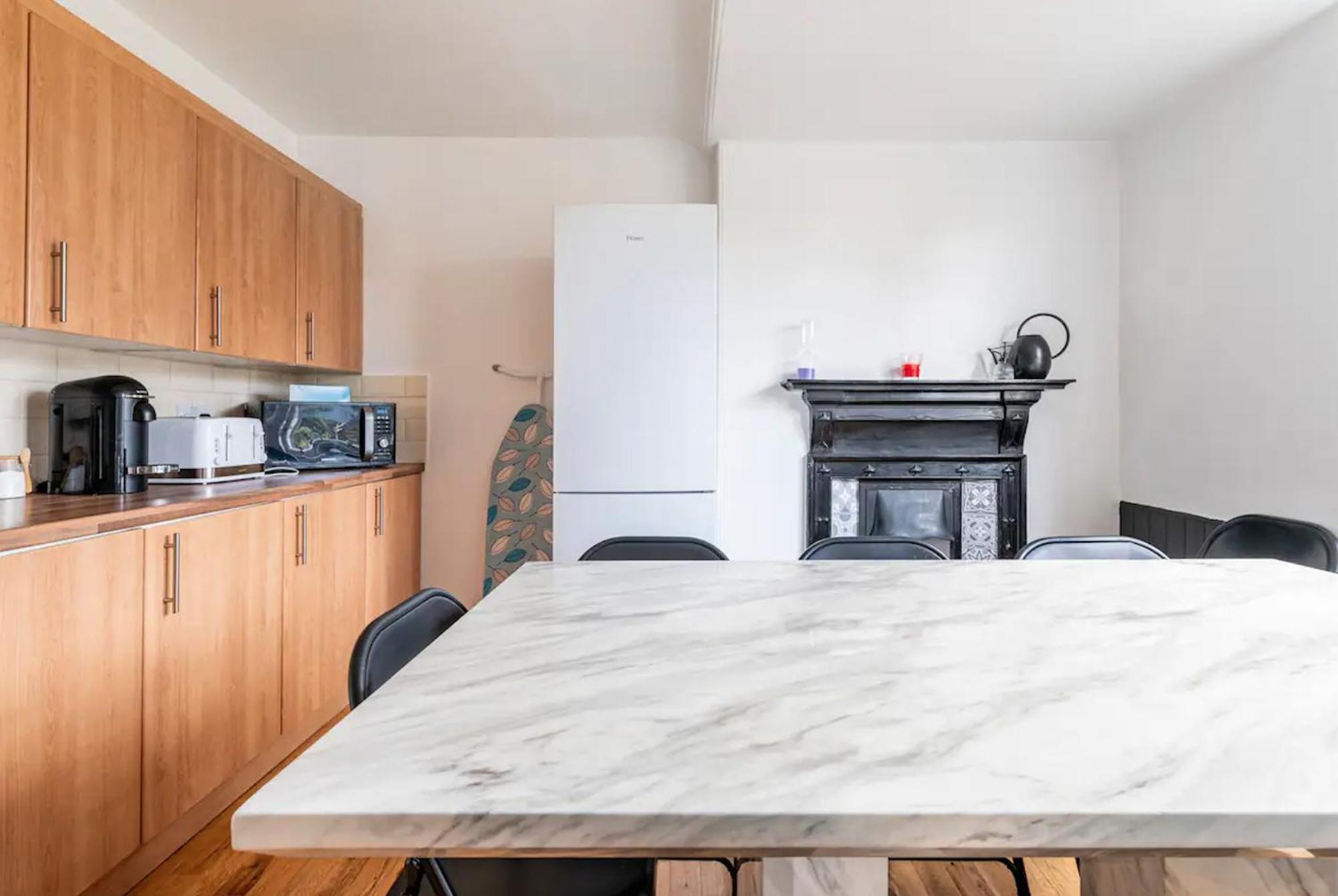 Lady Road Apartment เอดินบะระ ภายนอก รูปภาพ