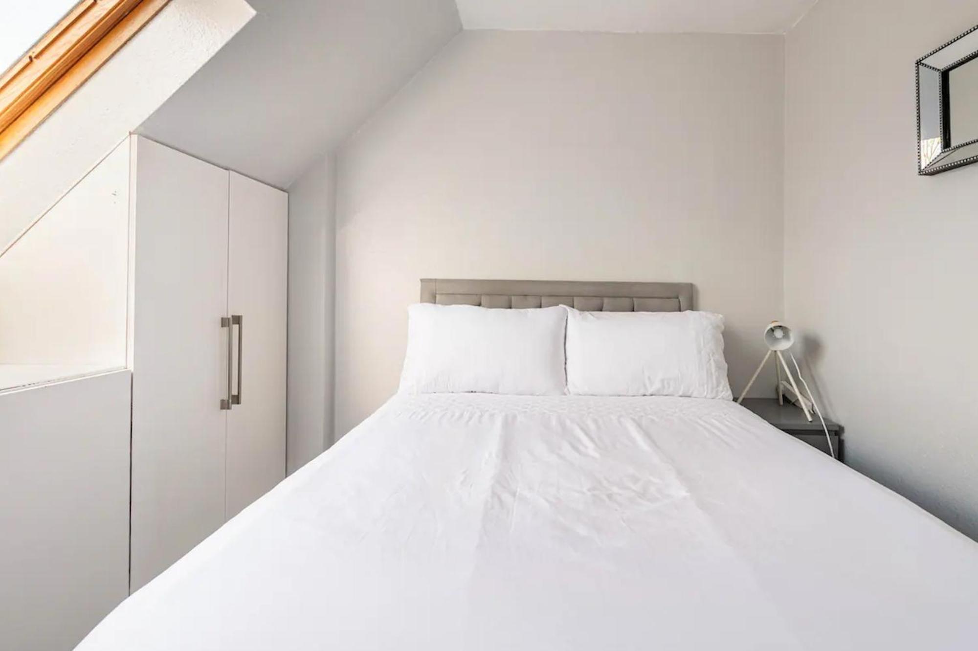 Lady Road Apartment เอดินบะระ ภายนอก รูปภาพ