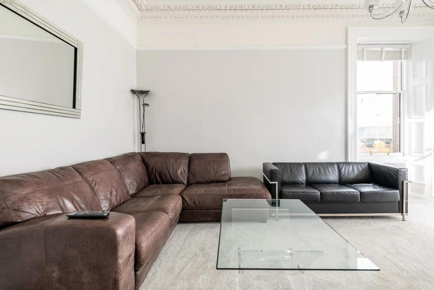 Lady Road Apartment เอดินบะระ ภายนอก รูปภาพ